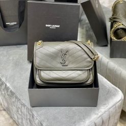 입생로랑 498894 28X20.5X8.5cm
