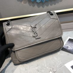 입생로랑 498894y 28X20X8.5cm SS