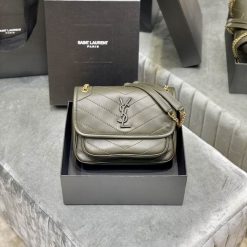 입생로랑 533037 22X16.5X7.5cm
